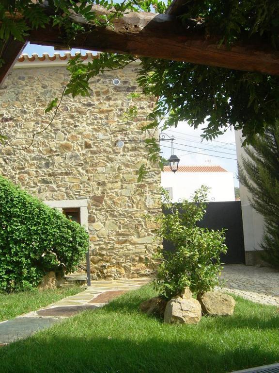 Casa Santa Catarina Otel Penha Garcia Dış mekan fotoğraf